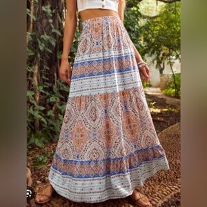 Luukse Boho Tiered Maxi Skirt Size Small Border Print
